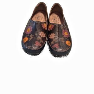 Black L’Artiste leather slip on shoe size 41 (US 10.5)